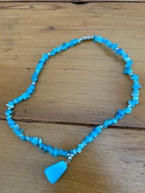 Vintage Turquoise Blue Chip Bead Necklace with Pendant Boho Southwest